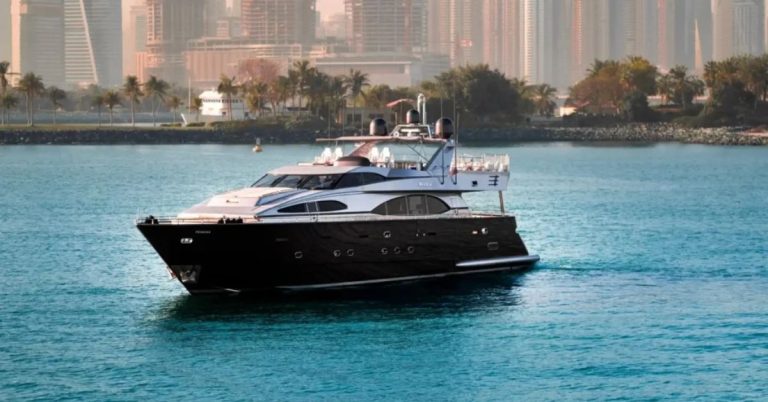 Luxury Yacht Rental: The Best Way to Take in Dubai’s Coastal Beauty